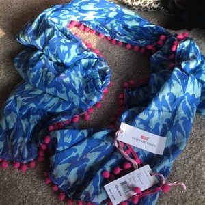 Vineyard vines scarf